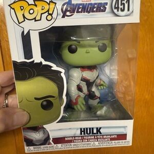 Funko Pop Marvel Avengers Hulk Figure
